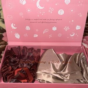 Elegant Satin Hairband and Pillowcase Set in Deep Red and Champagne